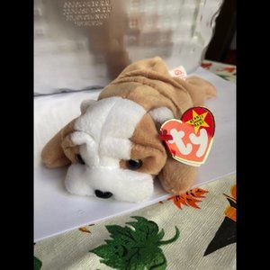 TY Beanie Baby Wrinkles the Bulldog